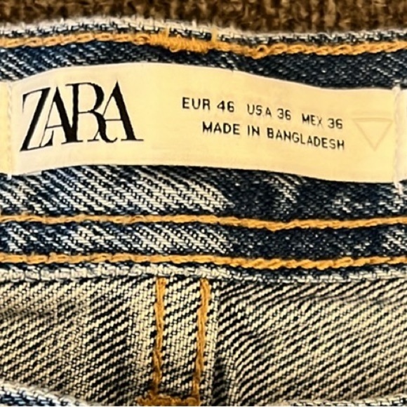Zara High-Waisted Mom Ripped Denim Jeans Size 36 - Picture 15 of 16
